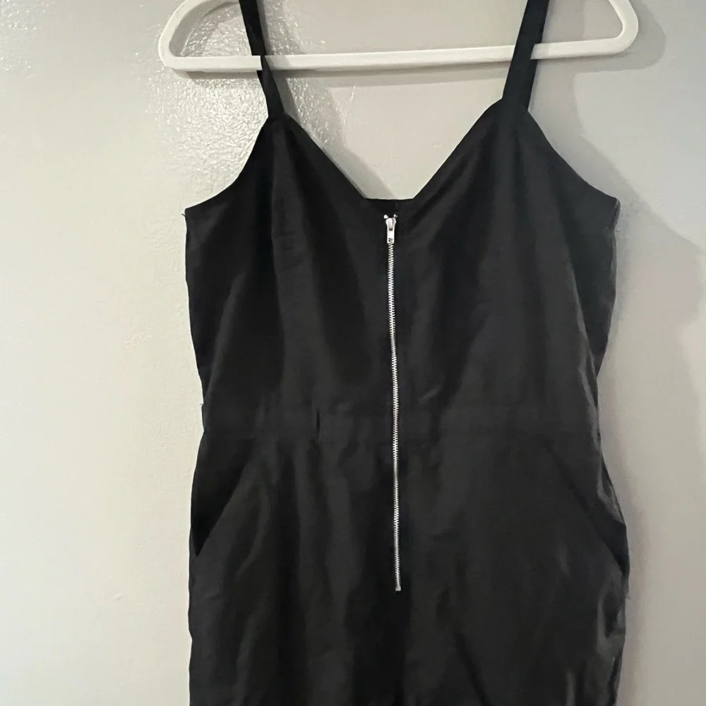 Women’s Maxi Cargo Jumpsuit   Size  M. Black